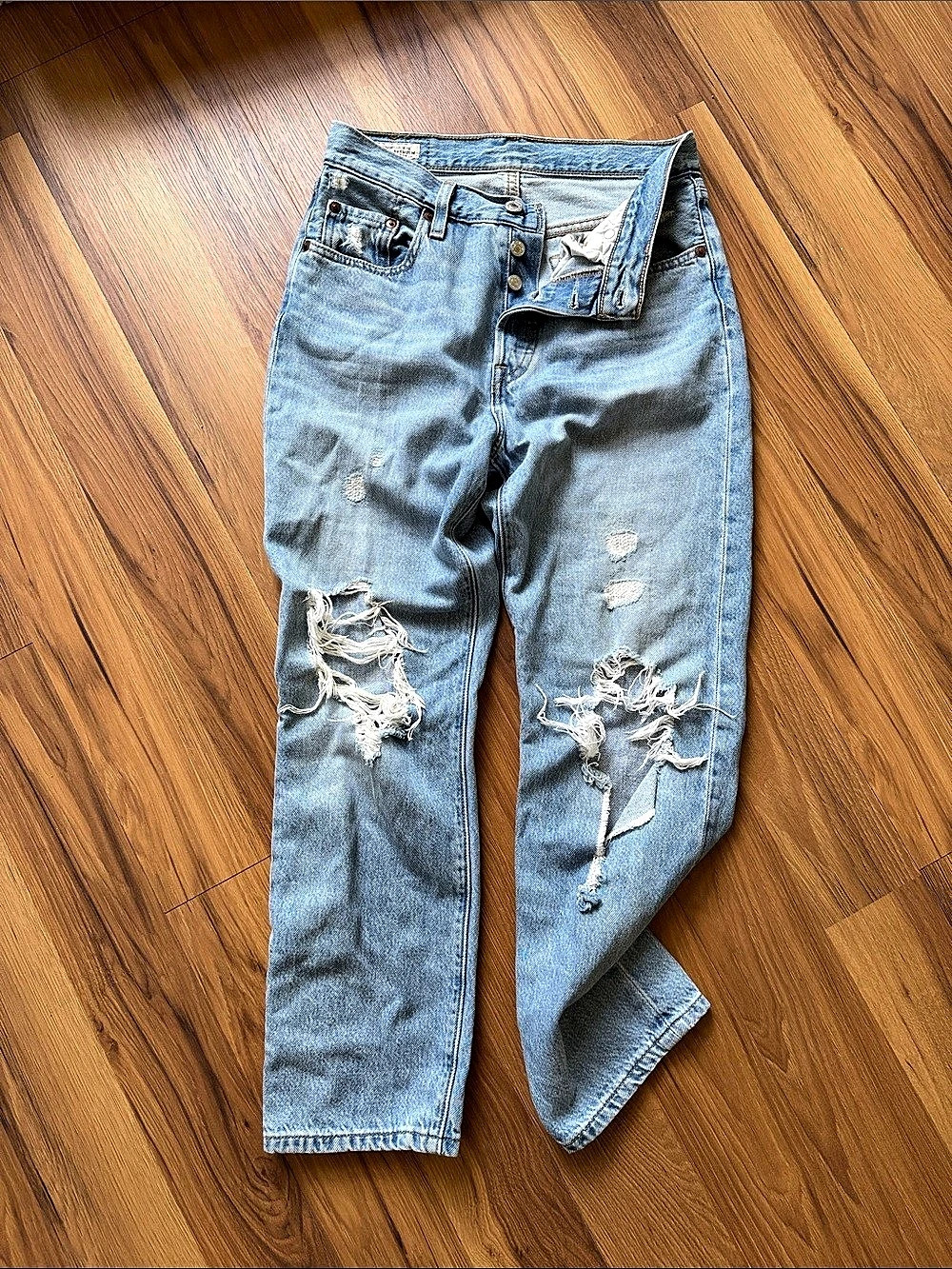 Levi's 501 Distressed Straight Leg Jeans in Blue
